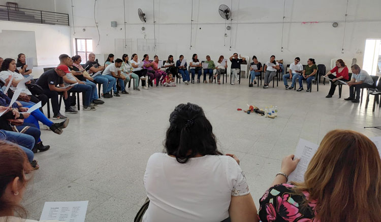 Jornadas de “ESI, interculturalidad y territorios” en la ciudad de Tartagal Fotografía Jornadas de “ESI, interculturalidad y territorios” en la ciudad de Tartagal