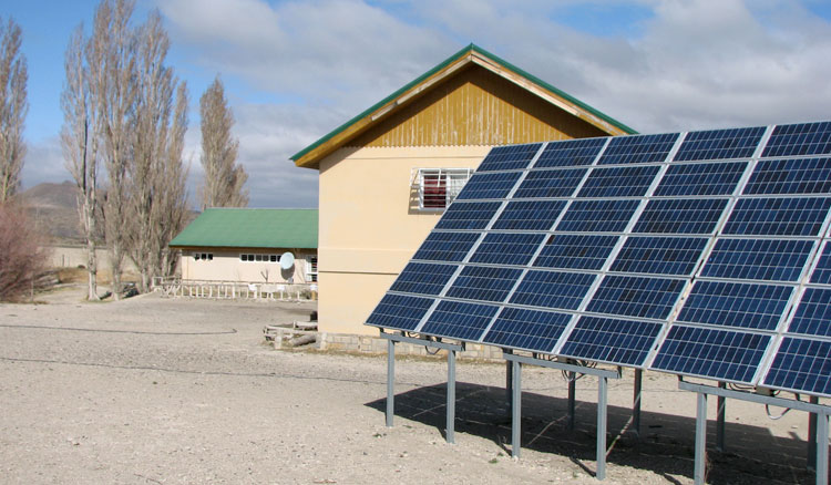 Se proveerá de luz eléctrica a 260 escuelas rurales mediante energía renovable