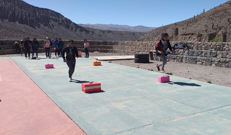 Fotografía de alumnos de El Alfarcito participaron en actividades deportivas y recreativas