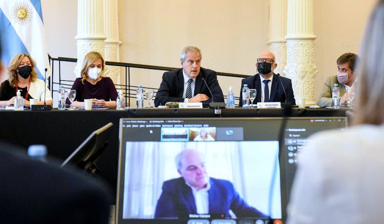 Cánepa participó de una nueva reunión del Consejo Federal de Educación Cánepa participó de una nueva reunión del Consejo Federal de Educación