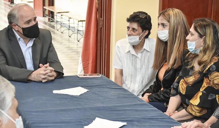 Una inmigrante siria cursó todo el secundario en Salta Una inmigrante siria cursó todo el secundario en Salta