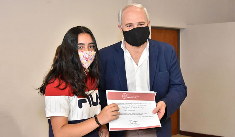 El Gobierno reconoció a estudiantes destacados en matemáticas Fotografía El Gobierno reconoció a estudiantes destacados en matemáticas