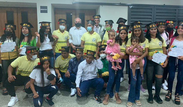 Se recibieron 31 estudiantes del secundario rural mediado por TIC Fotografía Se recibieron 31 estudiantes del secundario rural mediado por TIC