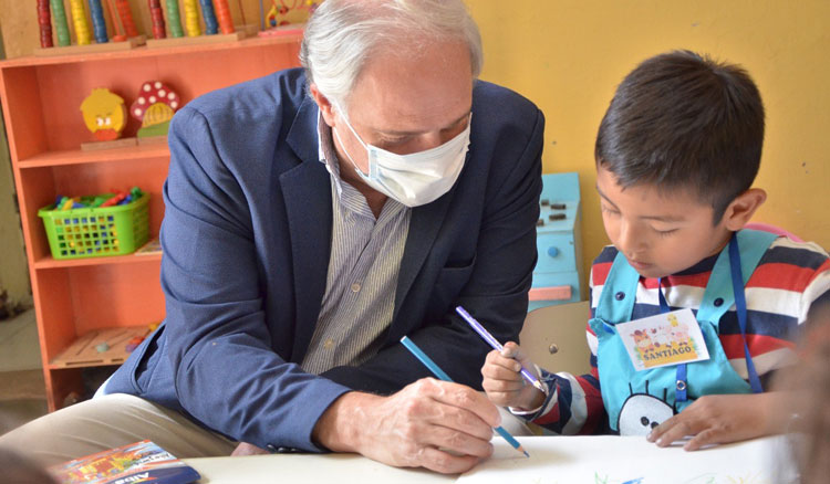 Fotografía Cánepa recorrió escuelas del departamento Guachipas