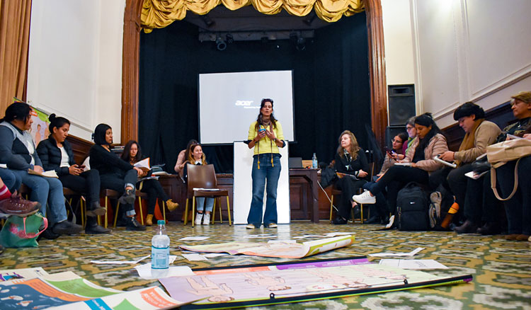 Fotografía Encuentro sobre educación sexual integral con perspectiva intercultural