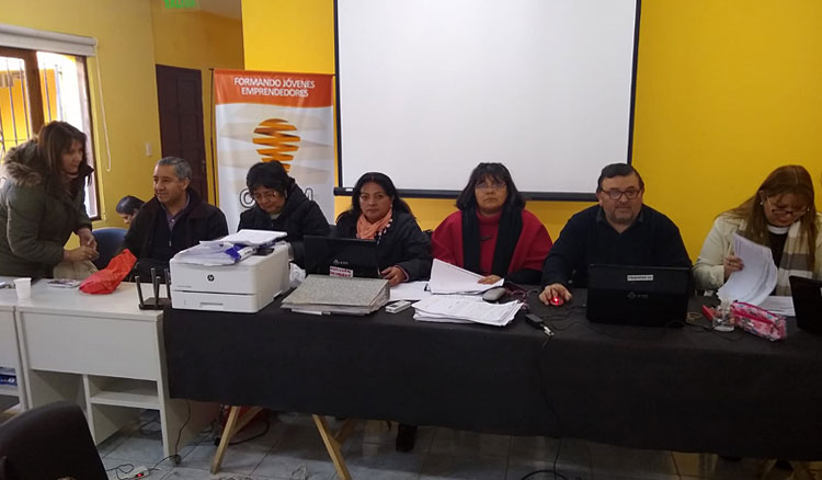 Se desarrollan con normalidad las titularizaciones de docentes de primaria Fotografía Se desarrollan con normalidad las titularizaciones de docentes de primaria