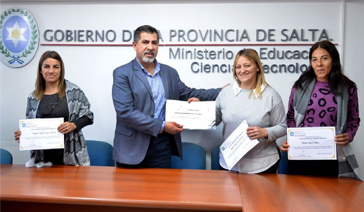 El Ministerio de Educación reconoció a docentes bonaerenses Fotoghrafía El Ministerio de Educación reconoció a docentes bonaerenses