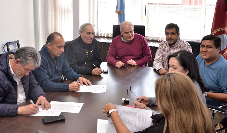 Fotografía El sector docente tendrá un 80% anual de incremento salarial