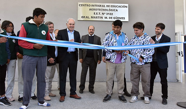 Se inauguró el Centro Integral de Educación Agrotecnológico