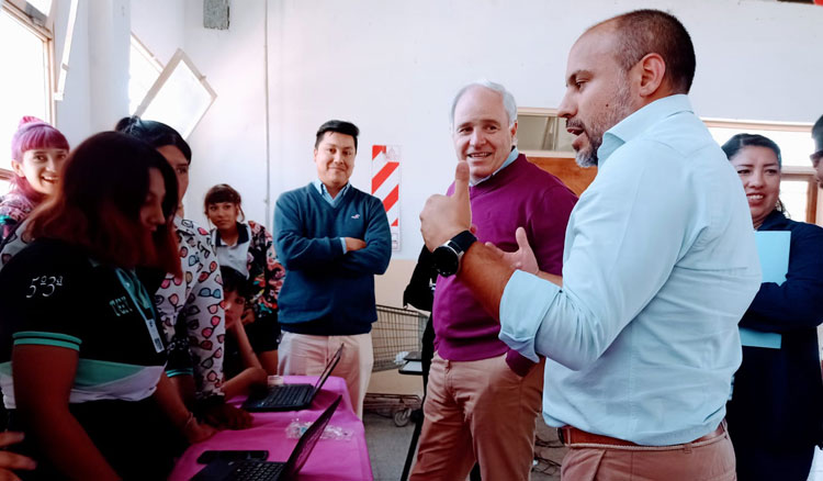 Fotografía Alumnos salteños exhibieron sus proyectos tecnológicos desarrollados en el año