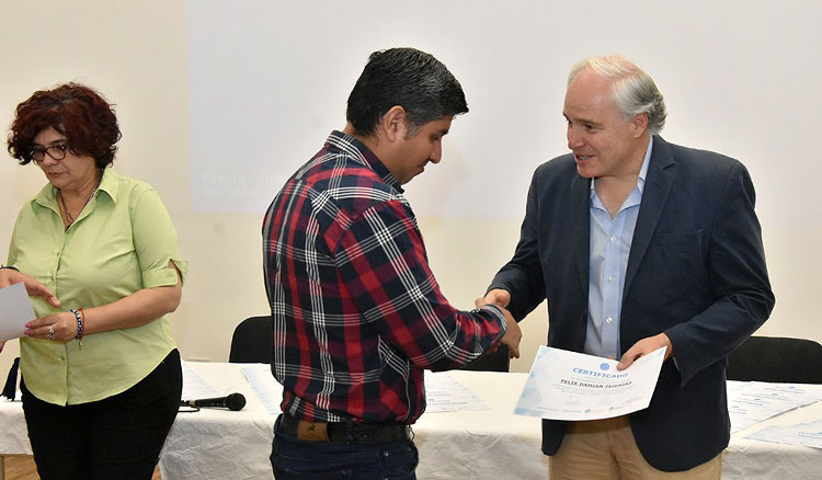 Destacan a estudiantes que hicieron sus prácticas en la empresa Trenes Argentinos Fotografía Destacan a estudiantes que hicieron sus prácticas en la empresa Trenes Argentinos