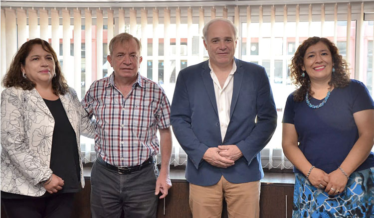 Más salteños podrán terminar sus estudios con el Sistema de Formación a Distancia 9002 Fotografía Más salteños podrán terminar sus estudios con el Sistema de Formación a Distancia 9002