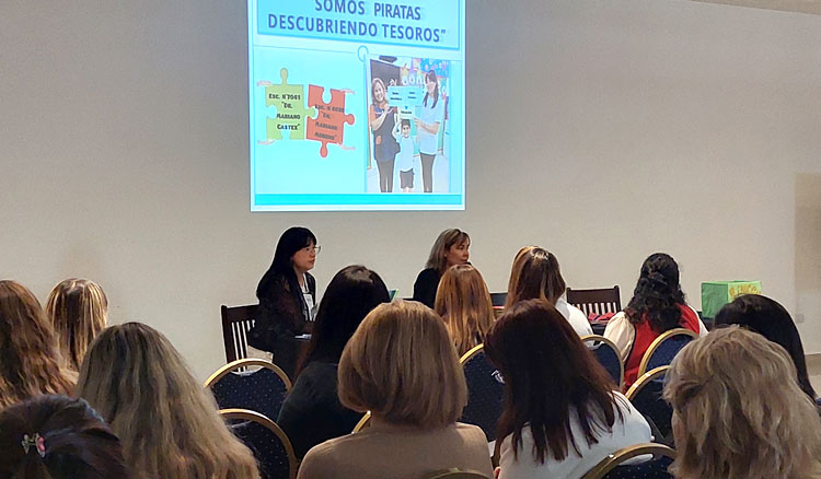 Docentes comparten experiencias inclusivas de estudiantes con discapacidad Fotografía Docentes comparten experiencias inclusivas de estudiantes con discapacidad