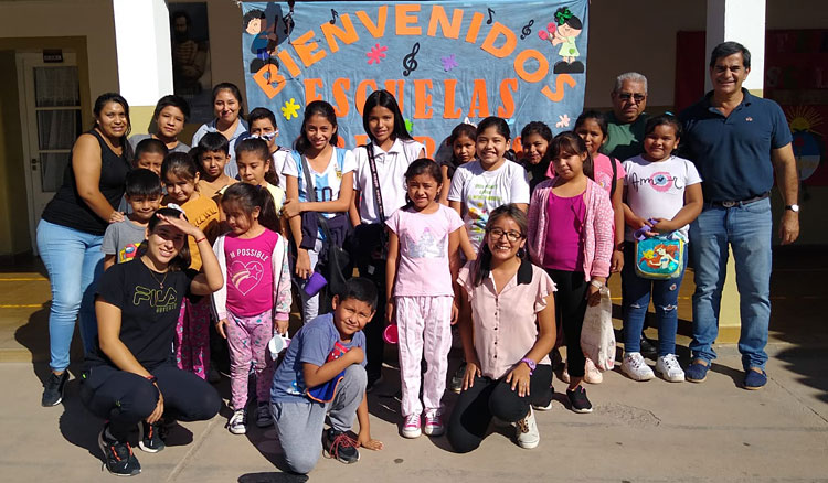 Más de 3 mil niños y adolescentes participan de las actividades de Escuelas Abiertas Fotografía Más de 3 mil niños y adolescentes participan de las actividades de Escuelas Abiertas