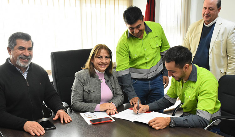 Junto al sector productivo se continúa fortaleciendo la preparación de los jóvenes Fotografía Junto al sector productivo se continúa fortaleciendo la preparación de los jóvenes