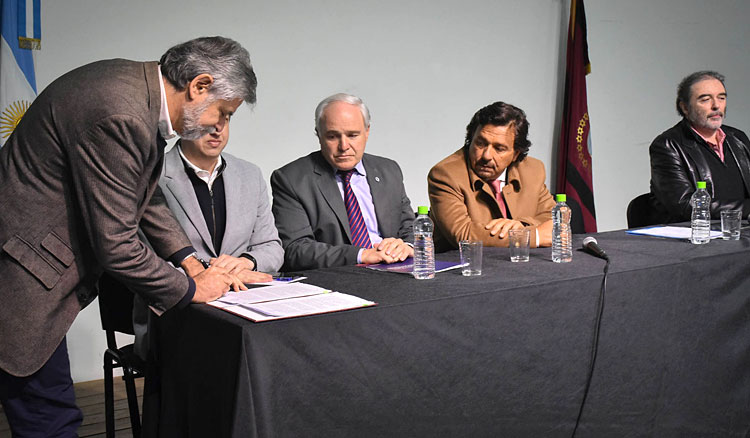 Salta gestionó $228 millones para invertir en proyectos de investigación... Fotografía Salta gestionó $228 millones para invertir en proyectos de investigación...