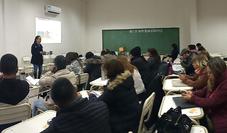 Fotografía Jornada de capacitación para nivel secundario sobre TIC en el aula