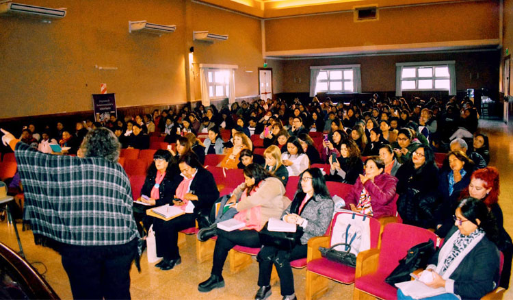 Fotografía Programa de Fortalecimiento de la Alfabetización en el Hogar escuela