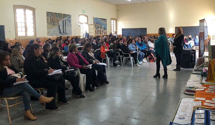 Fotografía Más de 200 personas del ámbito escolar fueron capacitadas en el abordaje de estudiantes con TEA