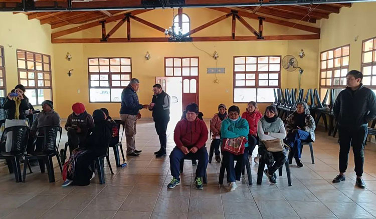 Inducción Laboral en las Actividades de Operarios para la Minería Fotografía Inducción Laboral en las Actividades de Operarios para la Minería