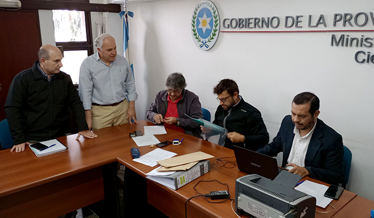 Educación invertirá cerca de $700 millones en obras para establecimientos de Capital, General Güemes y Orán Educación invertirá cerca de $700 millones en obras para establecimientos de Capital, General Güemes y Orán