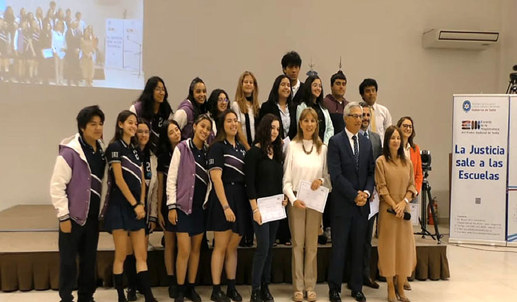 Estudiantes salteños participan de un simulacro de Juicios por Jurados Fotografía Estudiantes salteños participan de un simulacro de Juicios por Jurados