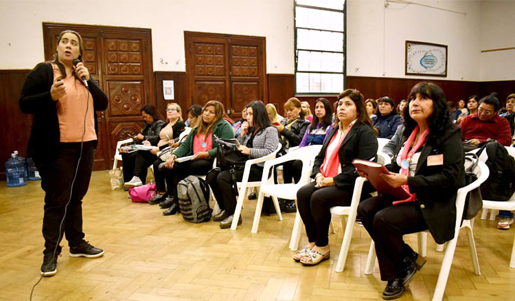 Se realizó con éxito el penúltimo encuentro de capacitación sobre fortalecimiento de la alfabetización Fotografía Se realizó con éxito el penúltimo encuentro de capacitación sobre fortalecimiento de la alfabetización