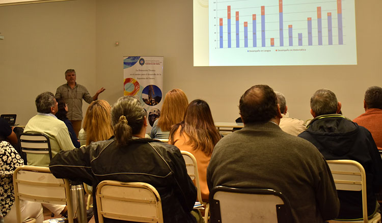 Jornada de sensibilización y uso de la información educativa para vicedirectores Fotografía: Jornada de sensibilización y uso de la información educativa para vicedirectores