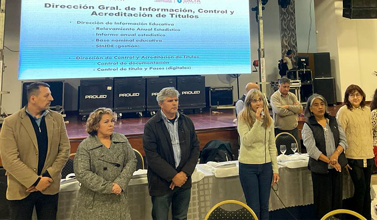 Se pusieron en marcha las mesas de trabajo con docentes del interior Fotografía: Se pusieron en marcha las mesas de trabajo con docentes del interior