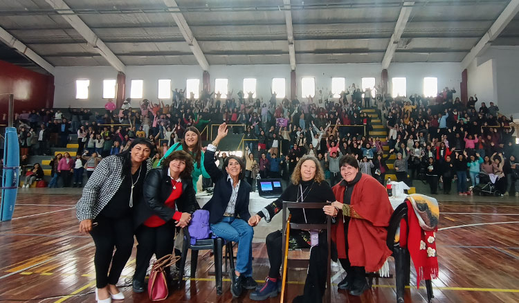 Laura Pitluk en Salta: más de 350 docentes se capacitaron con la especialista en Nivel Inicial Fotografía: Laura Pitluk en Salta: más de 350 docentes se capacitaron