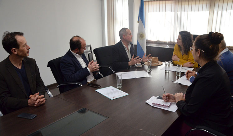 Salta pone en marcha el proyecto Huertas Escolares Fotografía: Salta pone en marcha el proyecto Huertas Escolares