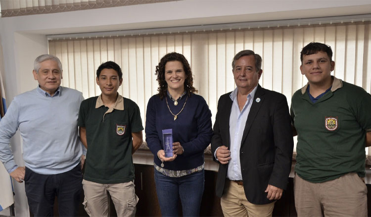 Estudiantes salteños fueron premiados en Francia Fotografía: Estudiantes salteños fueron premiados en Francia