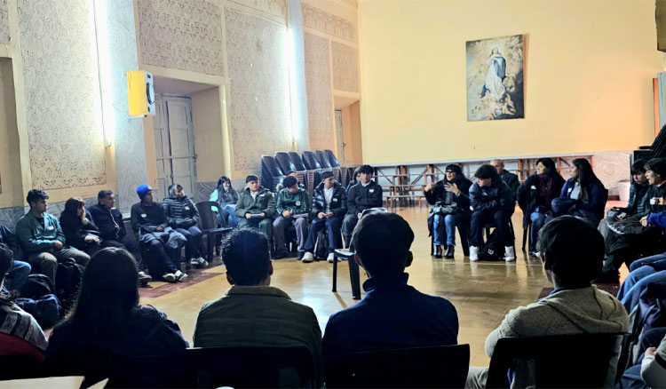 Fotografía: Estudiantes de colegios de Capital participaron en una jornada de diálogo y reflexión sobre liderazgo