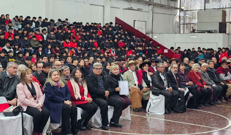 Cumple 108 años la escuela técnica Alberto Einstein Fotografía: Cumple 108 años la escuela técnica Alberto Einstein