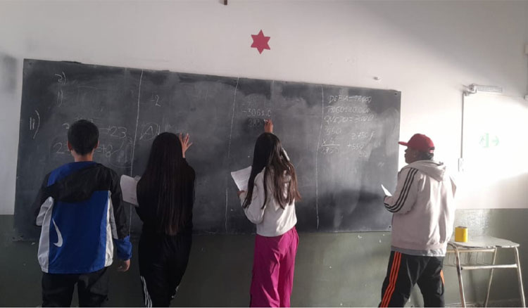 Fotografía: Educación refuerza el aprendizaje de Matemática y Lengua