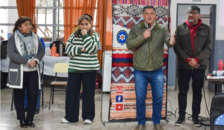 Fotografía: Comunidades indígenas kollas y docentes del departamento la Caldera