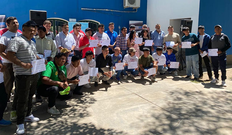 Fotografía: Educación entregó certificados en Auxiliar Mecánico de Motos a estudiantes de El Bordo