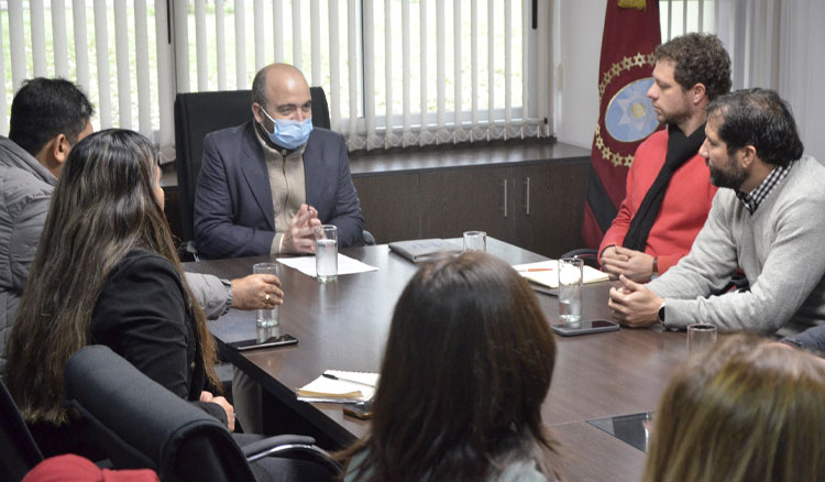 Fotografía: Escuela Debate 2026: Provincia y municipios avanzan en acciones para promover la participación estudiantil y la convivencia escolar