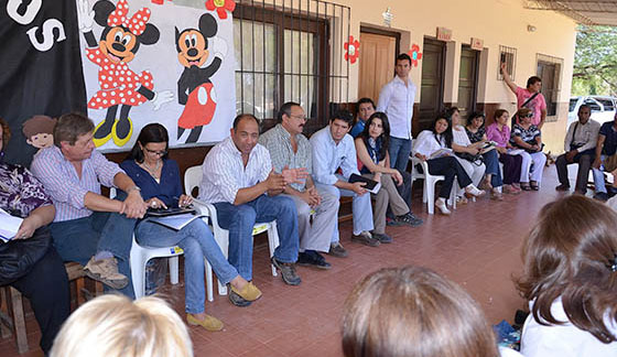 Autoridades del Gobierno se reunieron con directivos y docentes rurales de Tartagal