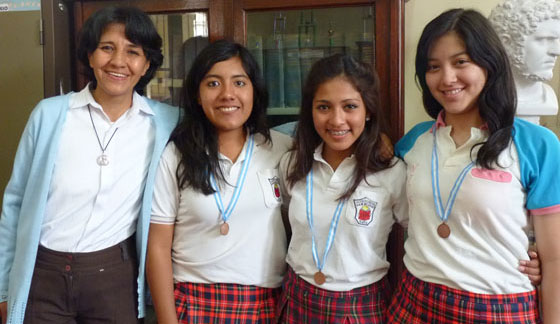Alumnas de la Escuela Normal lograron una mención en las Olimpíadas Nacionales de Biología