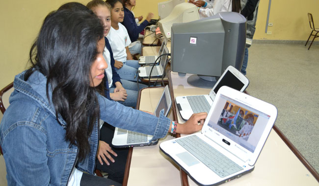 Alumnos del Colegio N° 5024 “Sargento Cabral” presentaron juegos educativos