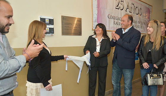 Se inauguró un tinglado en la escuela Scalabrini Ortiz