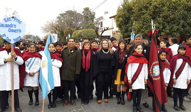 Niños de escuelas primarias rindieron homenaje al Héroe Nacional Martín Miguel de Güemes