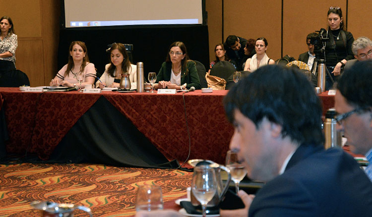 En Salta se debatieron las principales políticas educativas en un nuevo Consejo Federal En Salta se debatieron las principales políticas educativas en un nuevo Consejo Federal