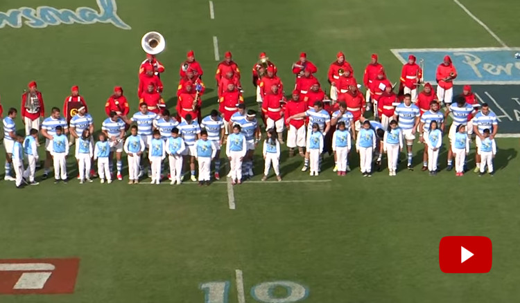 Alumnos interpretaron los himnos de Argentina y Sudáfrica en Lengua de Señas en partido internacional de rugby Alumnos interpretaron los himnos de Argentina y Sudáfrica en Lengua de Señas en partido internacional de rugby