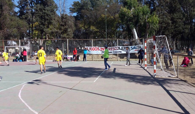 Son aproximadamente 15 mil los niños y jóvenes que participan en la provincia en el Torneo Inter Escolares Miguel Ragone Salta Son aproximadamente 15 mil los niños y jóvenes que participan en la provincia en el Torneo Inter Escolares Miguel Ragone Salta