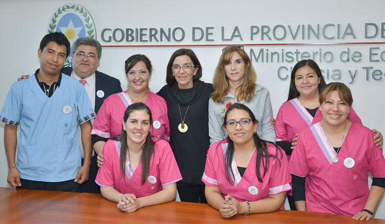 La ministra de Educación recibió a los ganadores del premio Maestros Argentinos 2017 La ministra de Educación recibió a los ganadores del premio Maestros Argentinos 2017