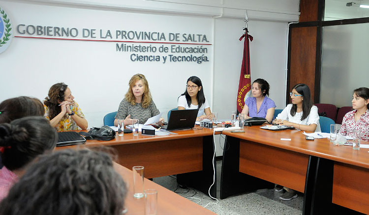 Educación trabaja activamente en la prevención del embarazo no intencional en adolescentes Educación trabaja activamente en la prevención del embarazo no intencional en adolescentes