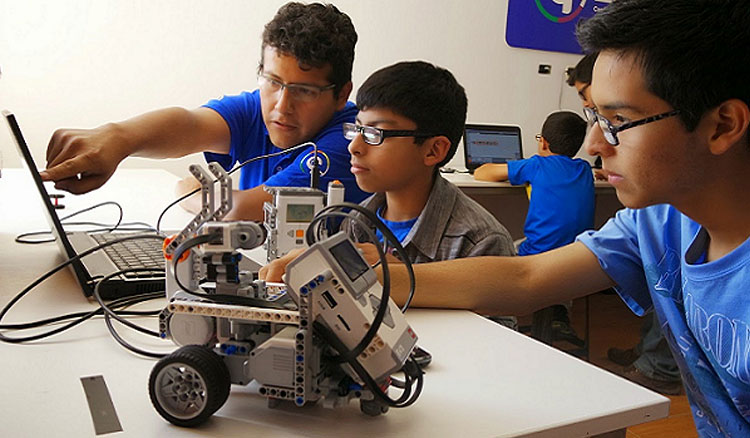 La Robótica Educativa se fortalece y extiende en Provincia