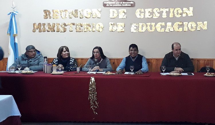 Actividades de autoridades educativas en San Antonio de los Cobres